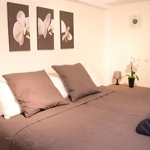https://archimede-guest-house.hotelsantwerp.net