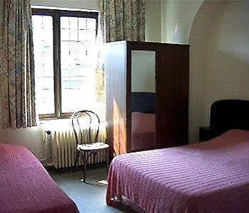 Hotel La Potiniere Schaerbeek  Bruselas