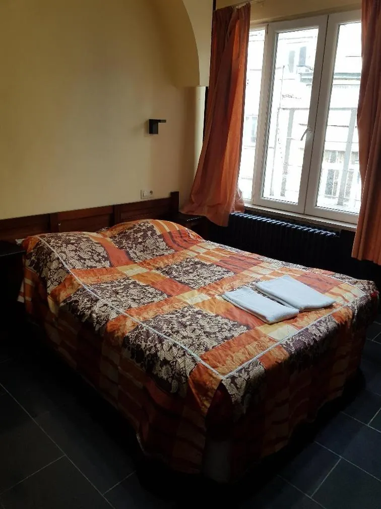 Hotel La Potiniere Schaerbeek 0*, Bruselas